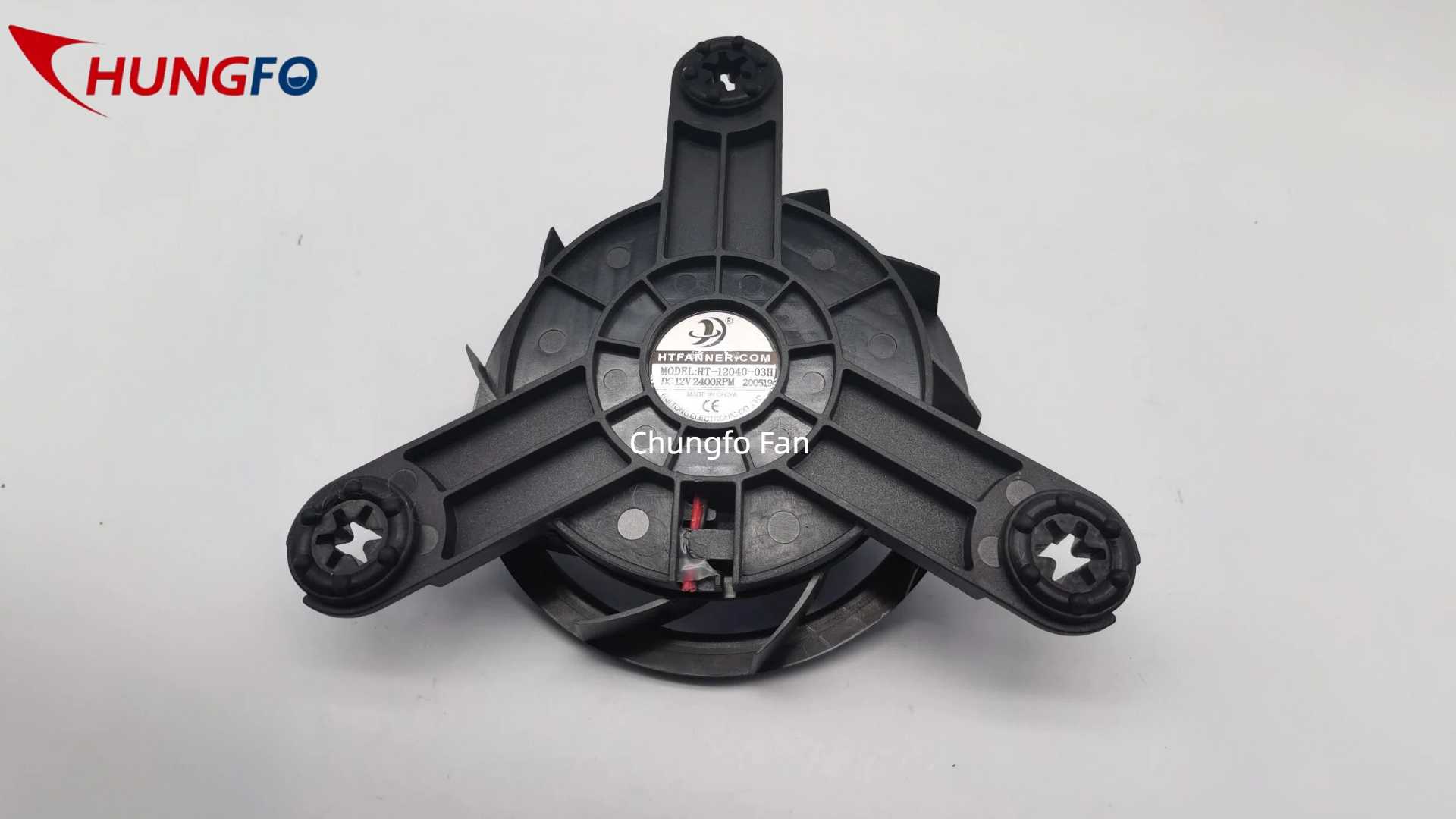 Chungfo Fanのフレームレスファン応用事例｜冷蔵ショーケースの低消費電力運転を実現する方法