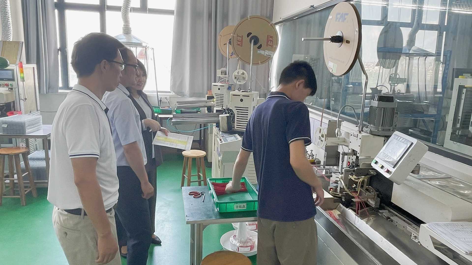 日本のクライアントがChungfoを訪問し、DCファンプロジェクトでの協力を深める